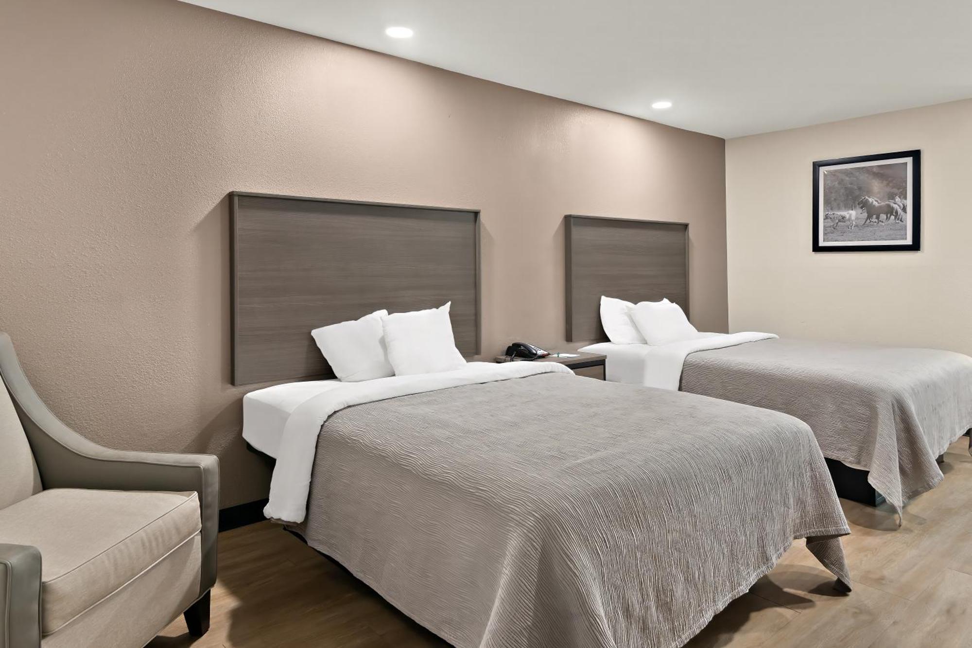Quality Inn & Suites 韦瑟福德 外观 照片