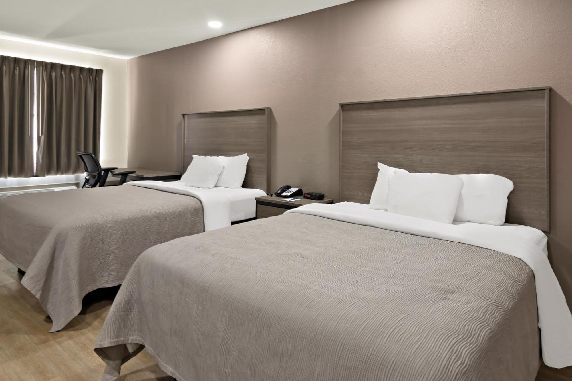 Quality Inn & Suites 韦瑟福德 外观 照片